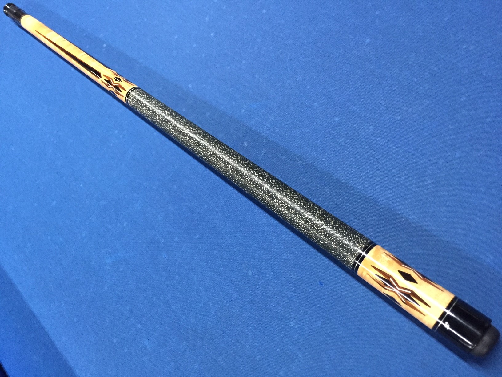 JERRY OLIVIER CUSTOM CUE